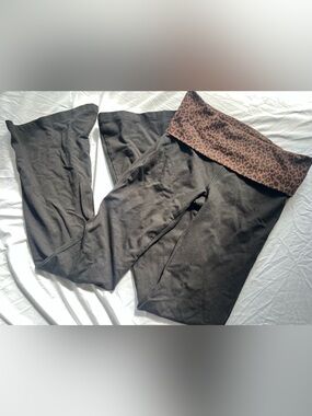 VS Pink Cheetah Print Fold Over Waist Yoga Flare Bootcut Legging XS